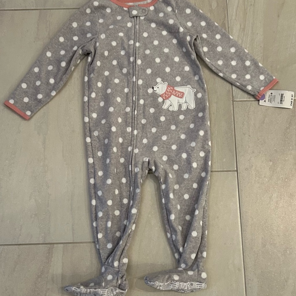 NEW Carters Gray Polka Dot Kids One Piece Pajama Fleece Onsie with Bear Design